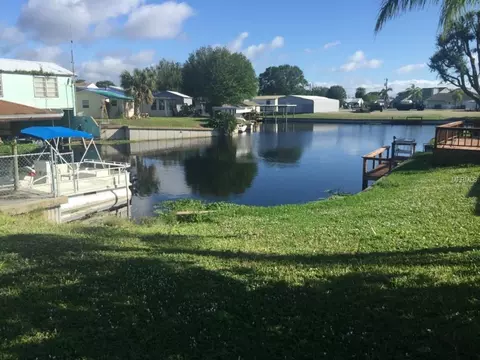 54 Chinaberry Ln, Okeechobee, FL 34974 photo 1