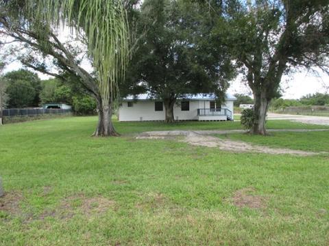 299 NW 34th St, Okeechobee, FL 34972 photo 1