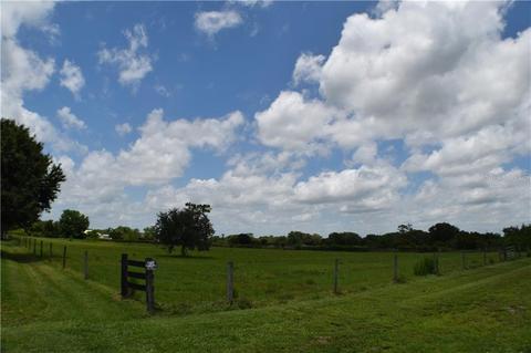 2807 NE 54th Trl, Okeechobee, FL 34972 photo 1