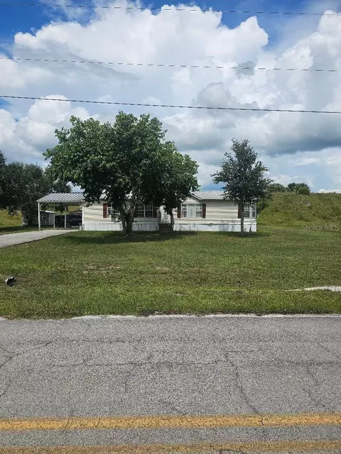 7825 SE 57th Dr, Okeechobee, FL 34974