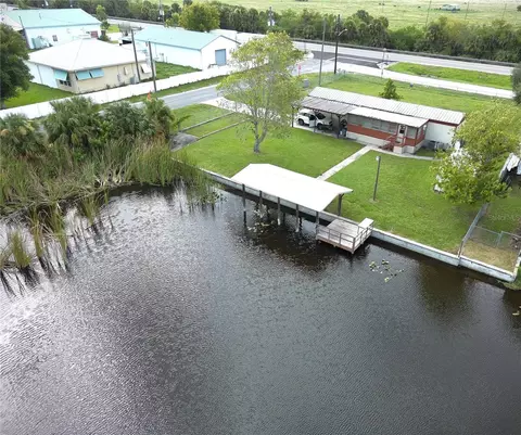 1031 Lake Dr #BHR, Okeechobee, FL 34974