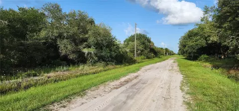 22027 NW 264th St, Okeechobee, FL 34972