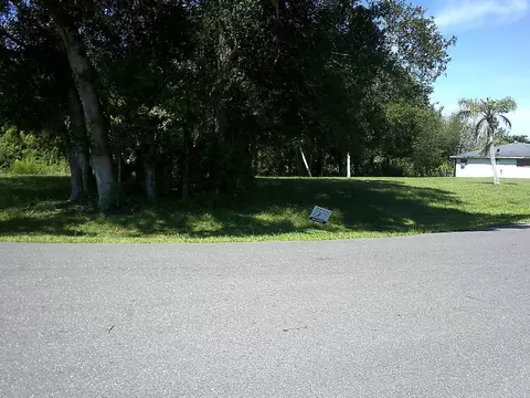 9002 SE 65th Way, Okeechobee, FL 34974