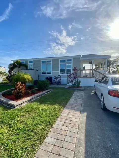 6402 SE 56th Ln, Okeechobee, FL 34974 photo 1