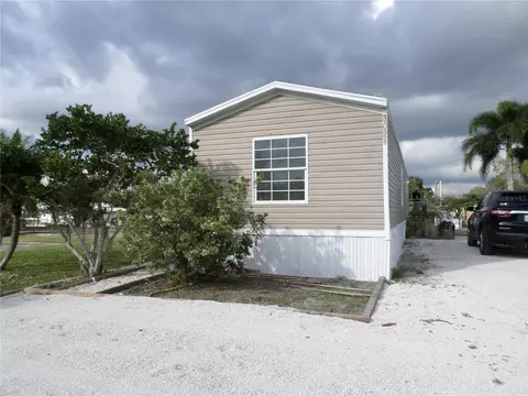 3021 SE 28th St, Okeechobee, FL 34974