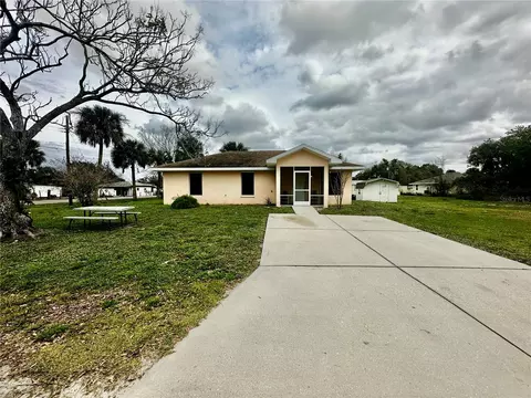 896 NE 13th Ave, Okeechobee, FL 34972