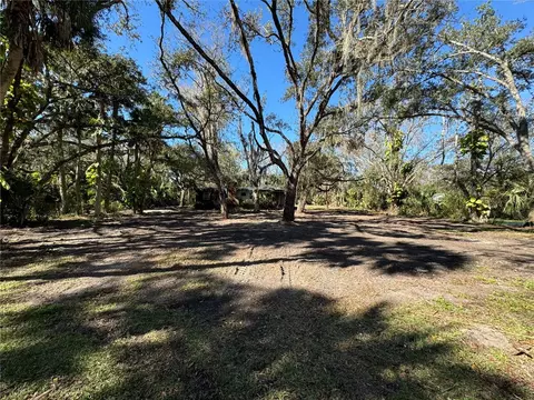 29 Dew Dr, Lake Placid, FL 33852