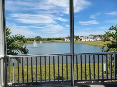 566 SE 34th Bnd #407, Okeechobee, FL 34974