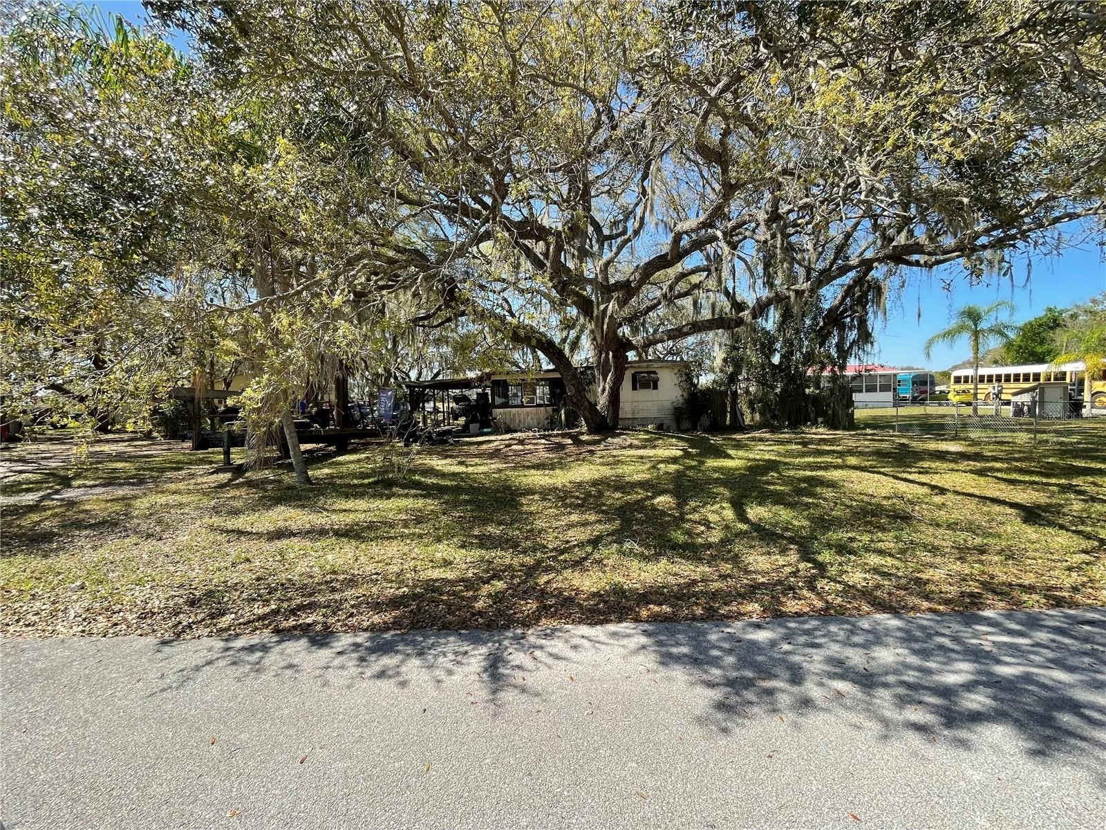 281 NW Riverside Rd, Okeechobee, FL 34974 photo 1