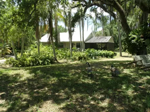 649 NE 6th St #1, Okeechobee, FL 34972