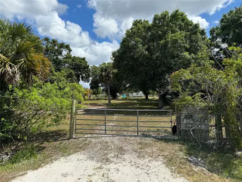 6254 NE 11th Way, Okeechobee, FL 34974