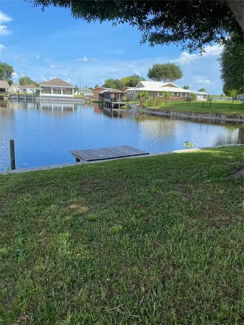 1903 Hunter Rd, Okeechobee, FL 34974