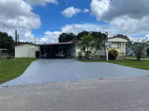 3407 SE 27th St SE, Okeechobee, FL 34974