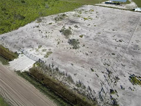20317 NW 242nd St, Okeechobee, FL 34972