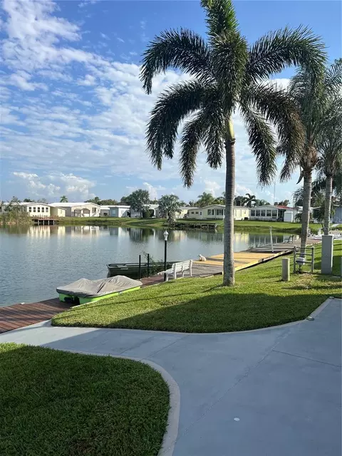 1601 Us Highway 441 SE #114, Okeechobee, FL 34974