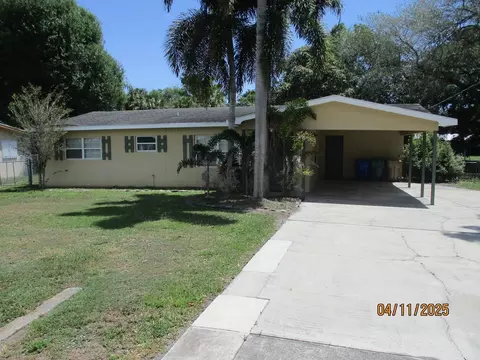 1107 SE 8th Ave, Okeechobee, FL 34974 photo 1