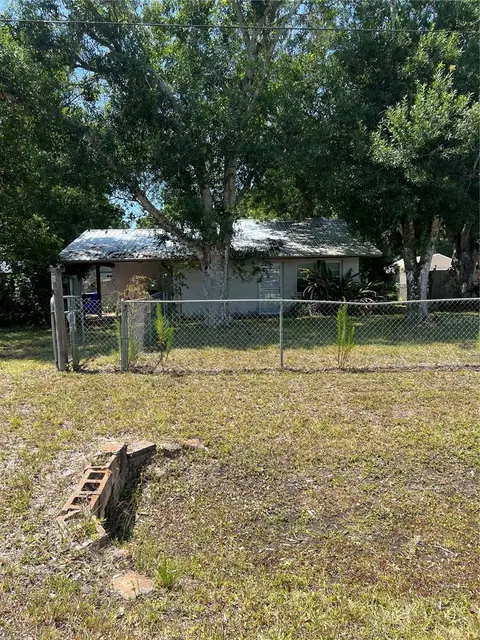 508 NW 17th St, Okeechobee, FL 34972 photo 1