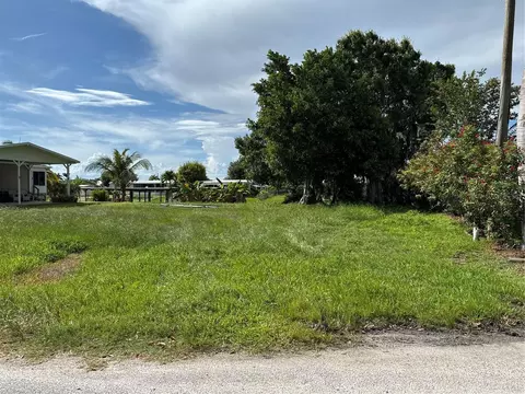2635 SE 31st St, Okeechobee, FL 34974