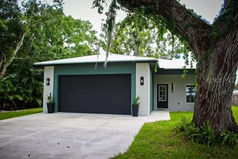 805 SW 3rd Ave, Okeechobee, FL 34974