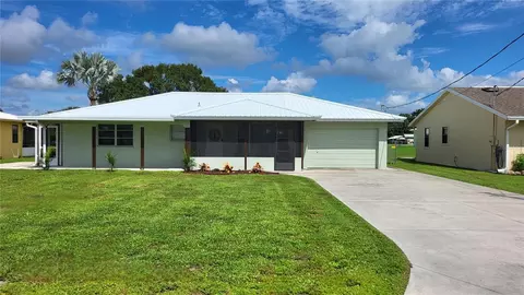 1114 Lisa Ln, Okeechobee, FL 34974