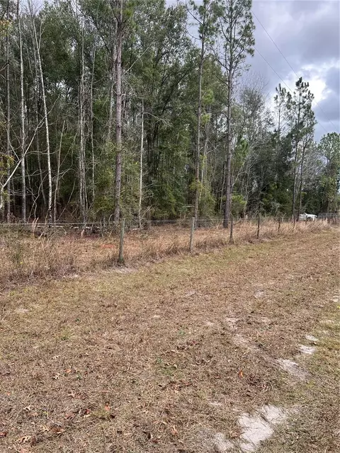589 SW Cumorah Hill St, Fort White, FL 32038