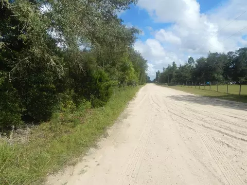 9050 NE 137 Ct, Williston, FL 32696 photo 1