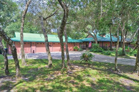 4981 E Spruce Dr, Dunnellon, FL 34434 photo 1