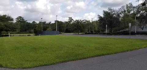 2400 NE 49th Ter #300, Ocala, FL 34470