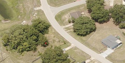 Hickory Track, Ocala, FL 34472