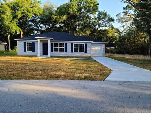 Undisclosed, Ocklawaha, FL 32179