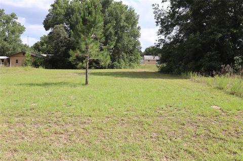 Rainbow Lakes Boulevard, Dunnellon, FL 34431