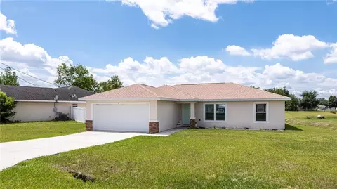 18 Juniper Loop Ct, Ocala, FL 34480 photo 1