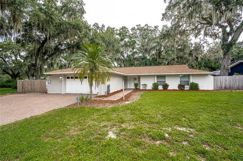 510 E Lakeshore Dr, Ocoee, FL 34761 photo 1