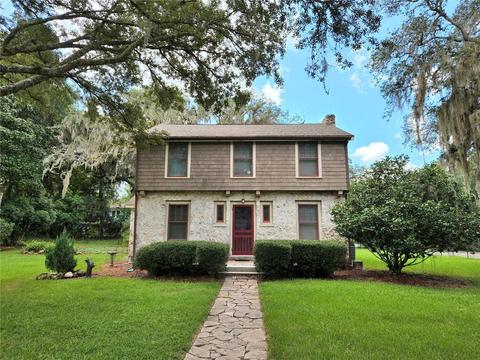 1104 NE 4 St, Ocala, FL 34470 photo 1