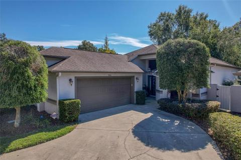 1952 SE Clatter Bridge Rd, Ocala, FL 34471 photo 1