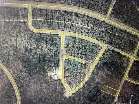 Wing Lane, Chipley, FL 32428