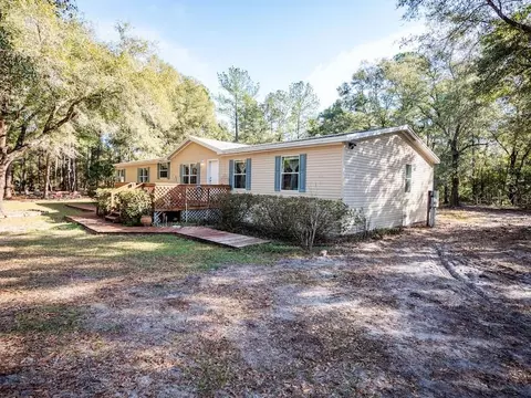 13661 NE 247 Ln, Fort Mc Coy, FL 32134
