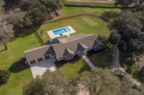 8801 NW 137th Ave, Morriston, FL 32668