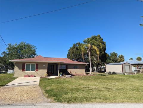 2021 NW 15th St, Crystal River, FL 34428