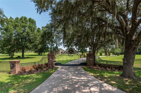 20745 SW 36th St, Dunnellon, FL 34431