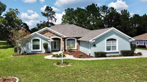 22 Lake Diamond Blvd, Ocala, FL 34472