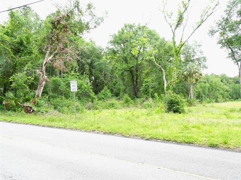 150 Stokes Landing Rd, Palatka, FL 32177