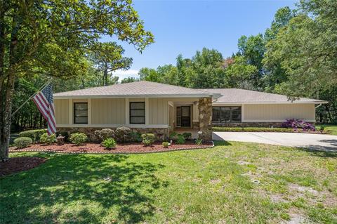 18 Jungleplum Ct E, Homosassa, FL 34446