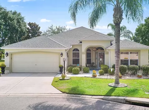 922 Joanna Ln, The Villages, FL 32162