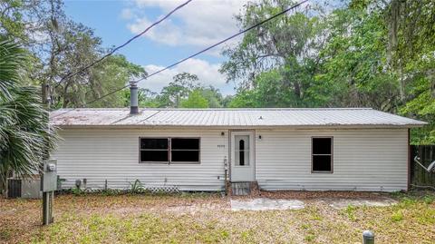 4650 SE 162nd Ct, Ocklawaha, FL 32179