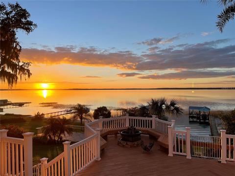 14320 SE 143rd Ter, Weirsdale, FL 32195