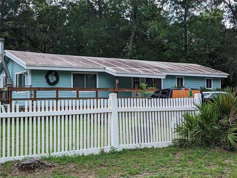 11301 SE 189th Ter, Ocklawaha, FL 32179