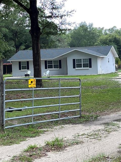 6150 S Highway 314a, Ocklawaha, FL 32179