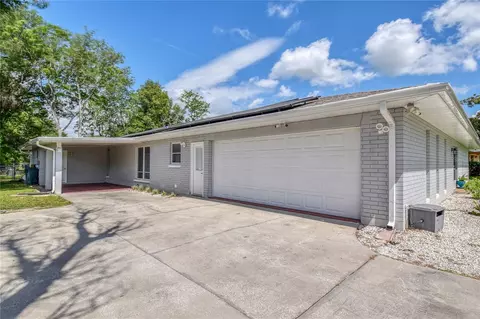 577 Silver Course Cir, Ocala, FL 34472