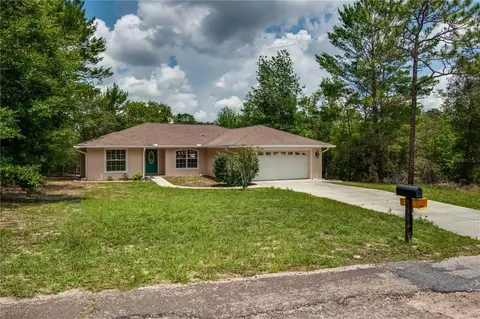 7790 N Voyager Dr, Citrus Springs, FL 34433